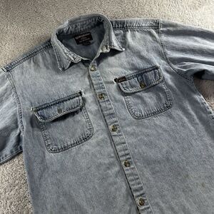 Quicksilver Salt Water Denim Shirt Men Medium‎ Distress Chambray Button Up Fade